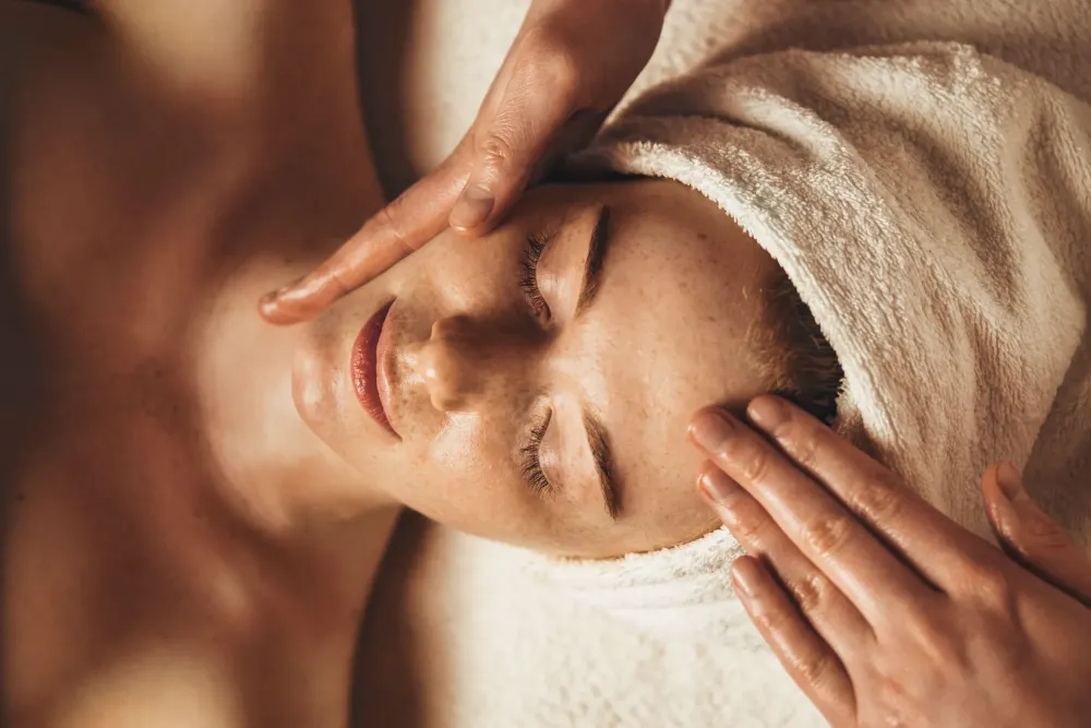 Massage du visage à Lesneven